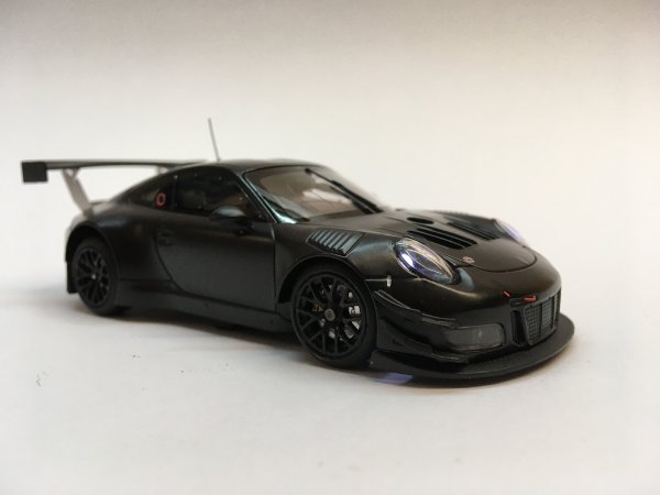 Porsche 911 GT3R 2018 Iron Force Racing
