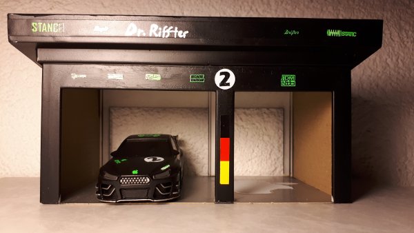 |BlackG NR2| + Garage