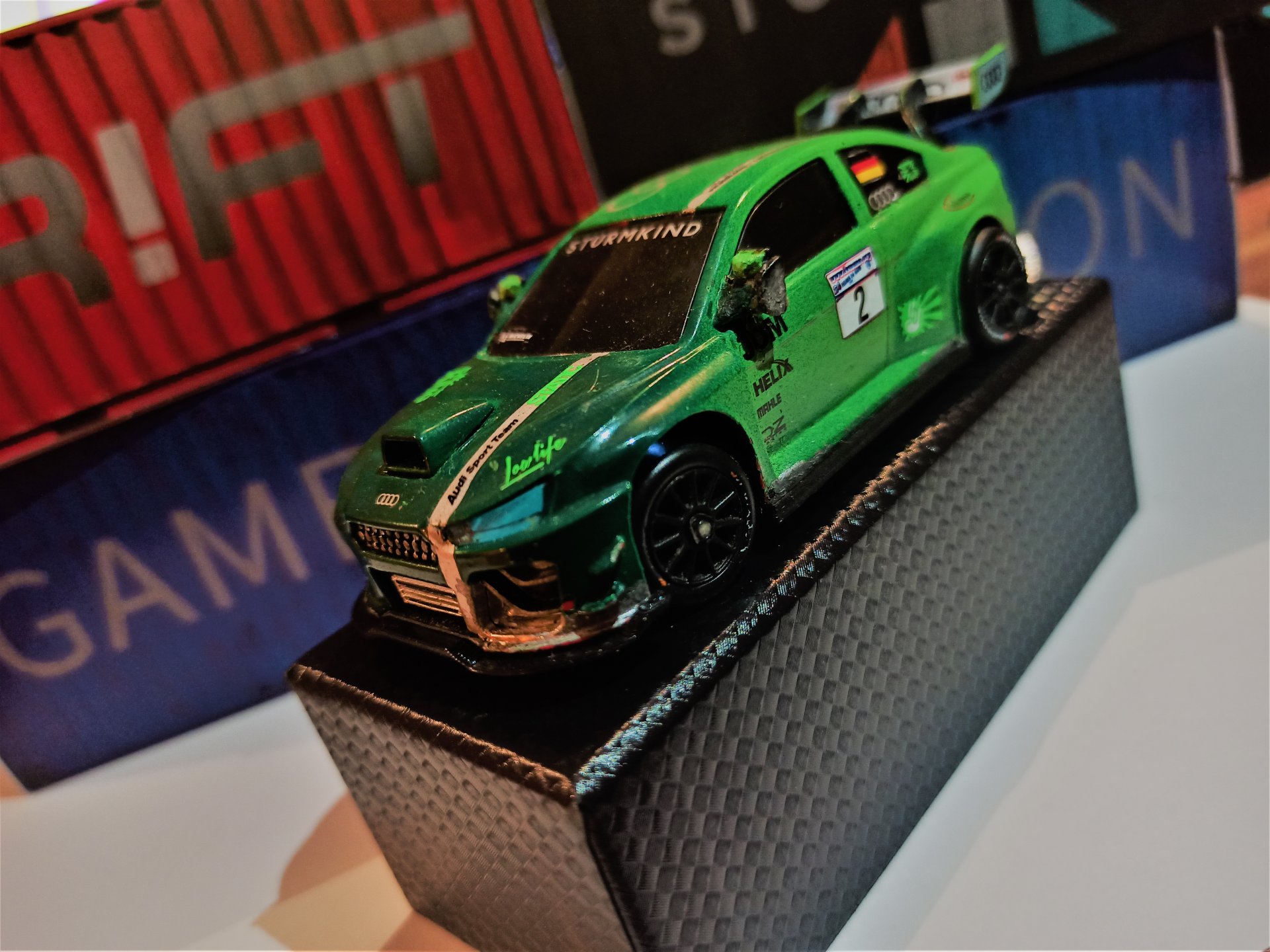 💚D1 AUDI Grün