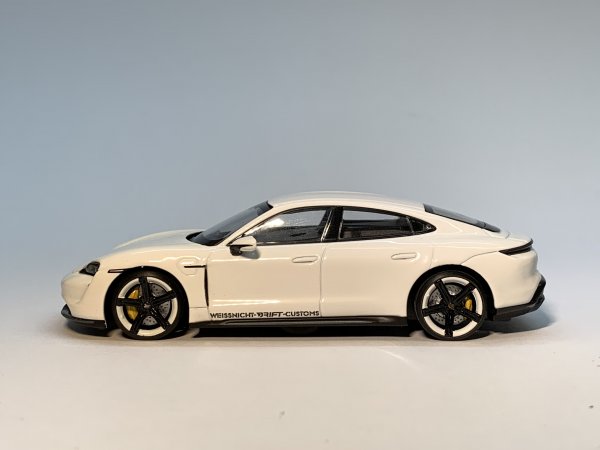 Porsche Taycan Turbo S