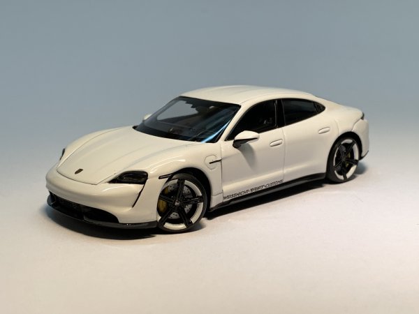 Porsche Taycan Turbo S